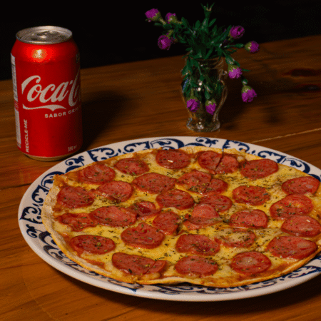 Combo Pizza Brotinho 4 Fatias + Coca-Cola Lata 350ml